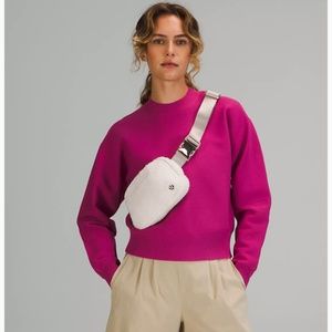 Lululemon Everywhere Fleece Belt Bag in Ivory